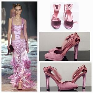 SOLD! Gucci Tom Ford FW 2004 Velvet, Python, and Mink Heels Vintage Farewell Run